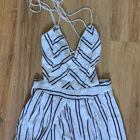 Long dress with shorts - Picture 2 of 3